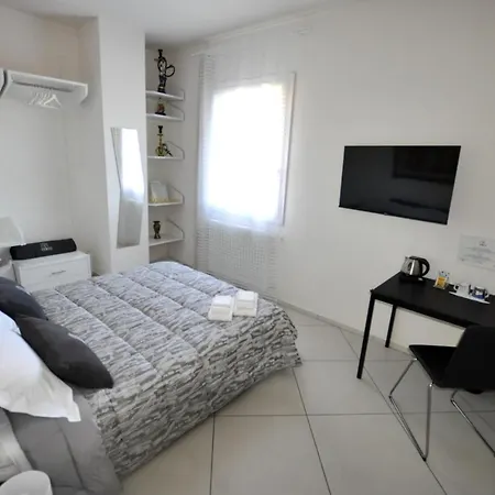 ベッド・アンド・ブレックファスト Gan Eden 3*