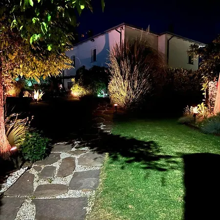 ベッド・アンド・ブレックファスト Gan Eden 3*