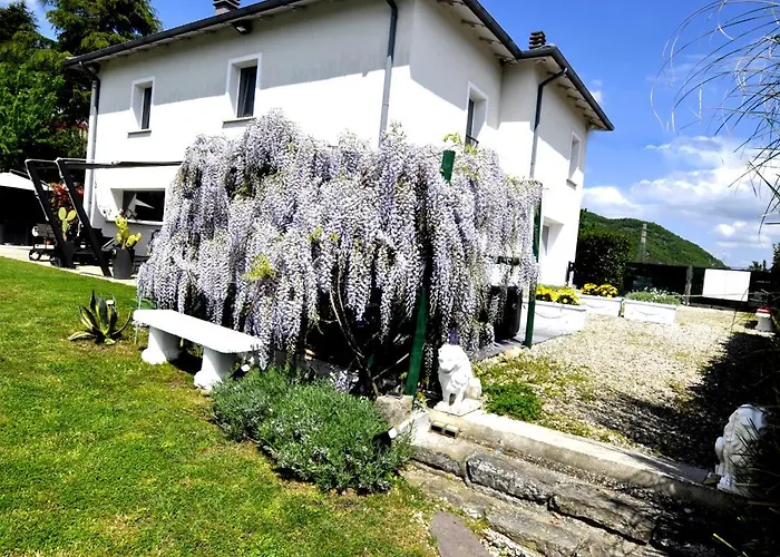 Gan Eden Bed & Breakfast